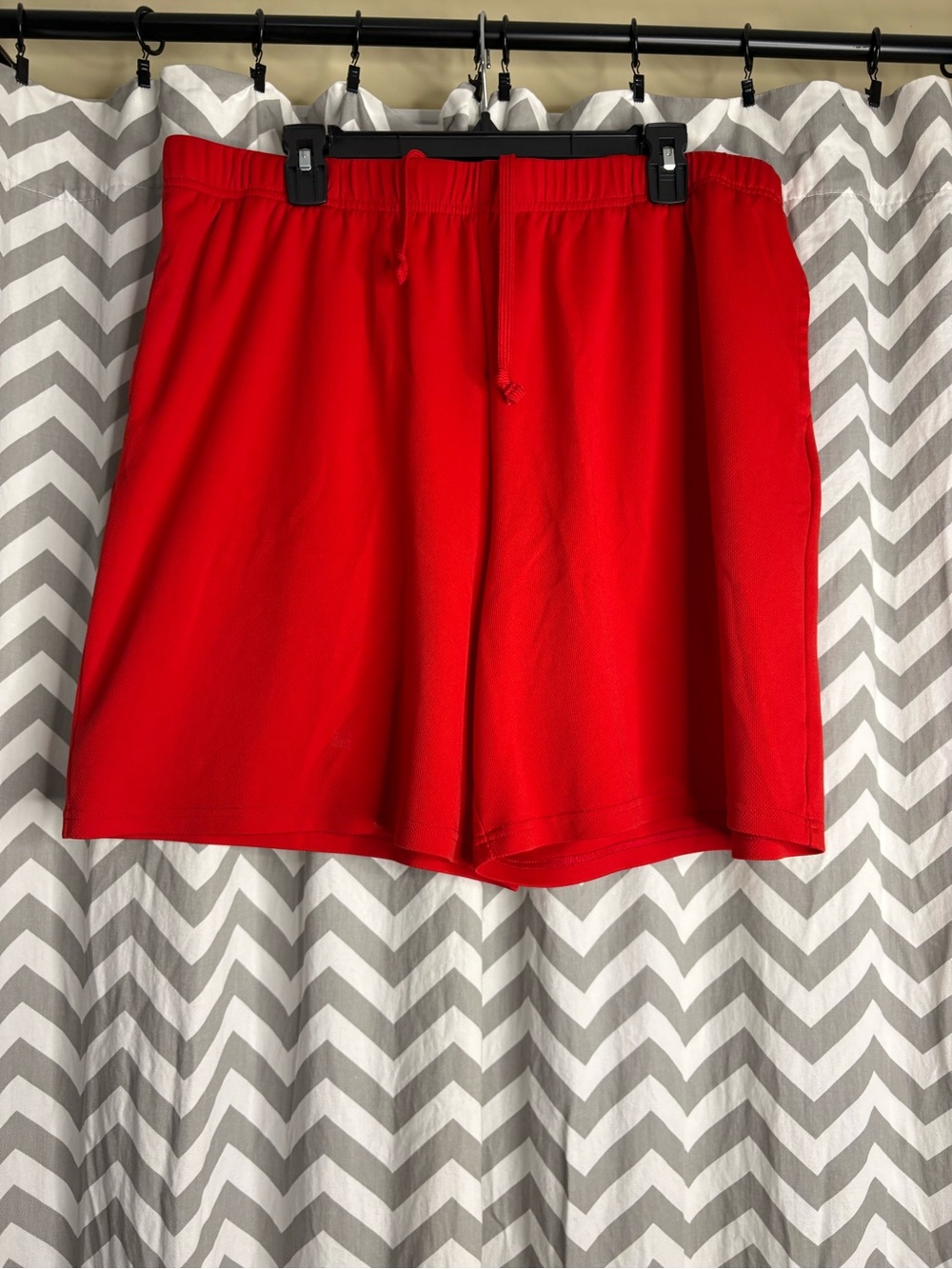 tek gear Men's Red Athletic Performance Shorts